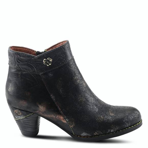 L'ARTISTE Shoes - NEW L'ARTISTE women's bestlove boot in black multi